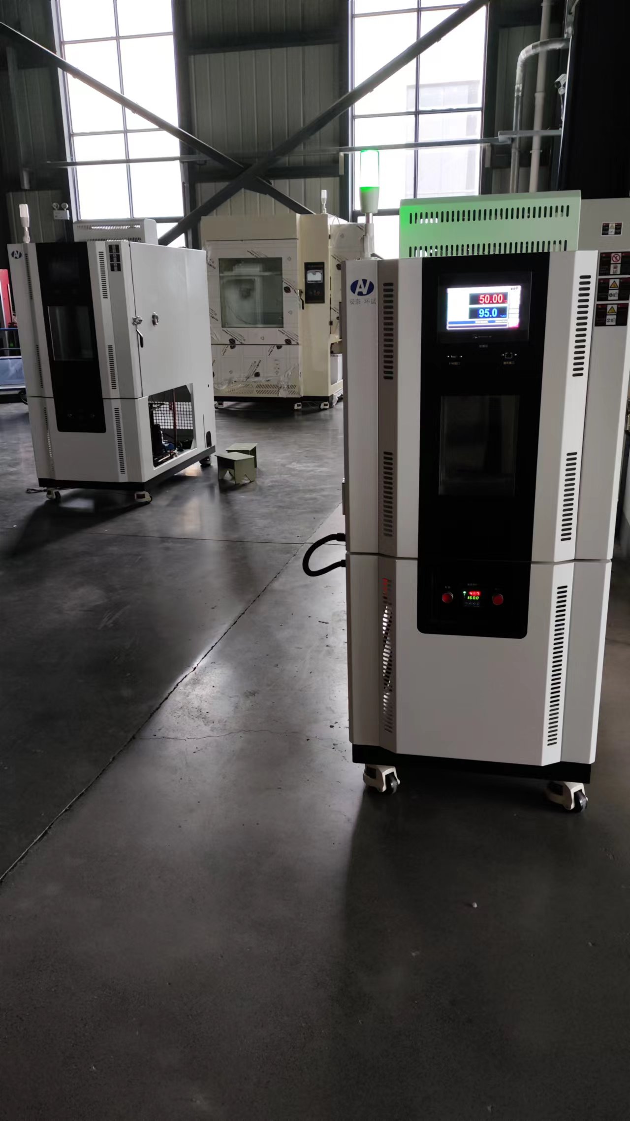 全新可程式恒溫恒濕試驗箱